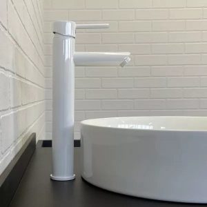 Смеситель для раковины Comforty FC018 Белый глянцевый FC018B-CKBT Смеситель для раковины Comforty FC018 Белый глянцевый FC018B-CKBT